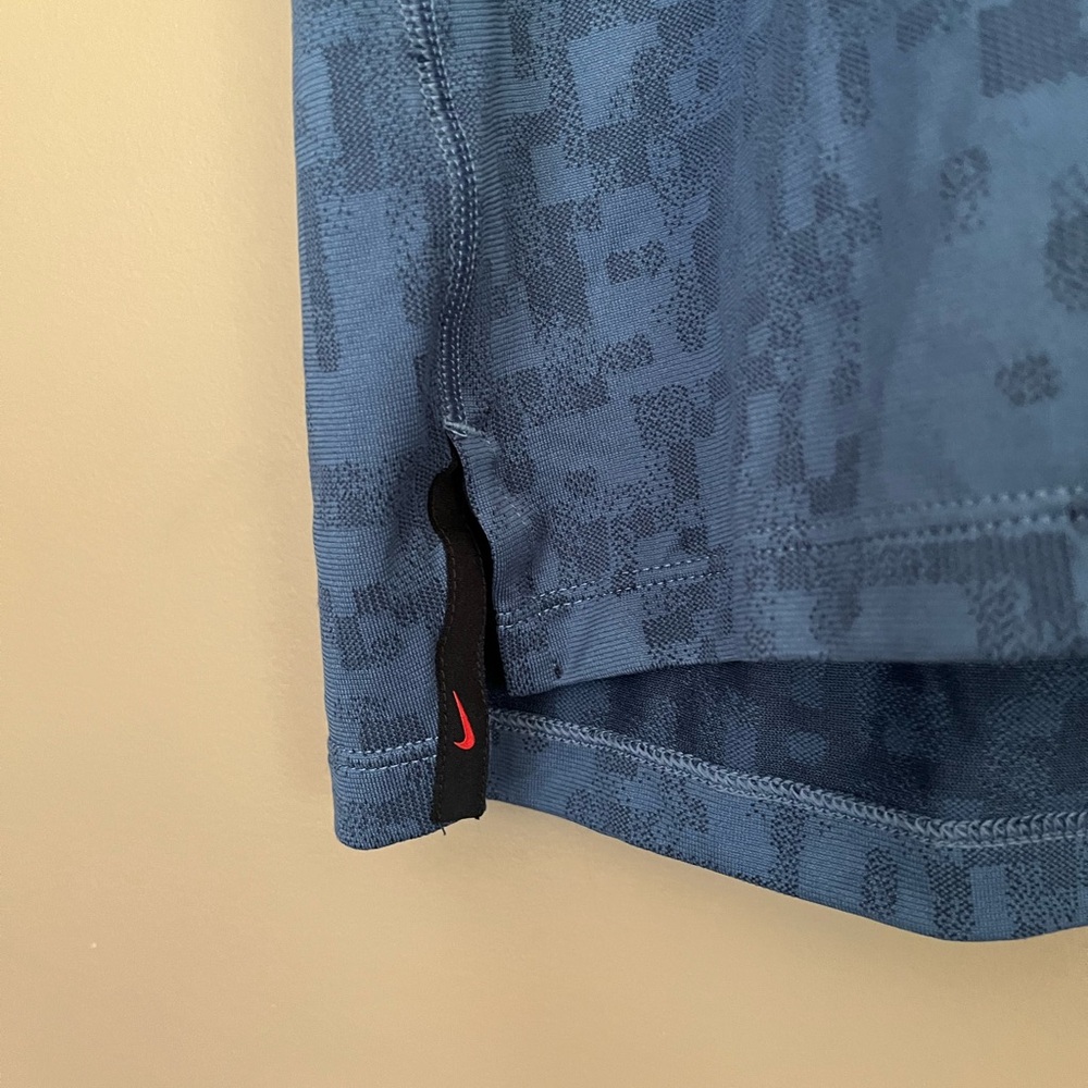 {Nike} Dri-Fit Tiger Woods Short Sleeve Golf Polo in Digi Camo Blue - Mens XL - Picture 6 of 13